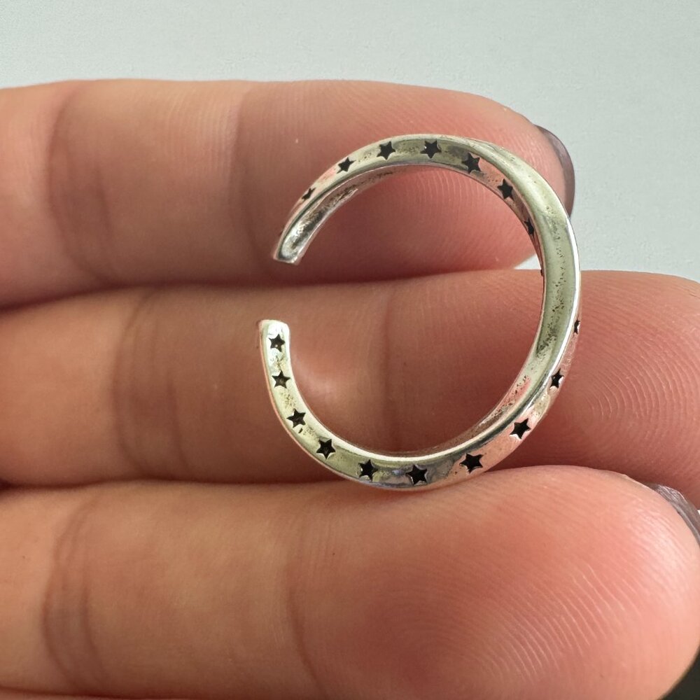 925 Sterling Silver Star Band Ring – Adjustable Open Design - Picture 6 of 6